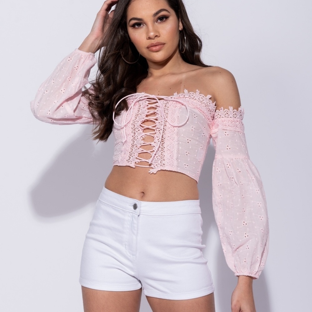 STUNNING IMPORTED Lace Tie Up Front Top - Picture 2 of 8